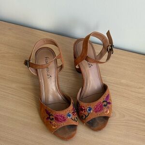 Francesca's Collections Brown Floral Embroidered Heels